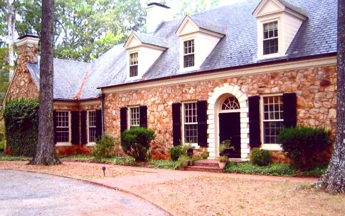 Entryway before improvements